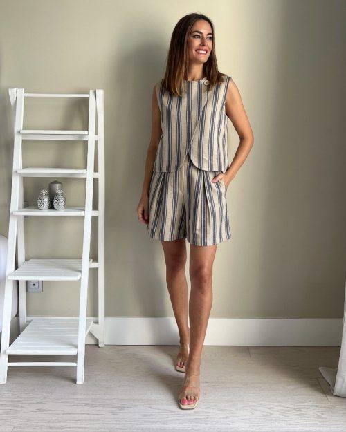 Conjunto Bermuda y Chaleco Capri