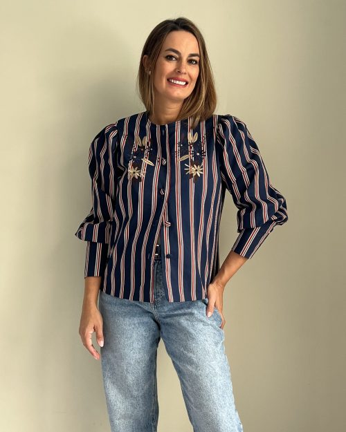 Sobrecamisa Rayas y Bordados